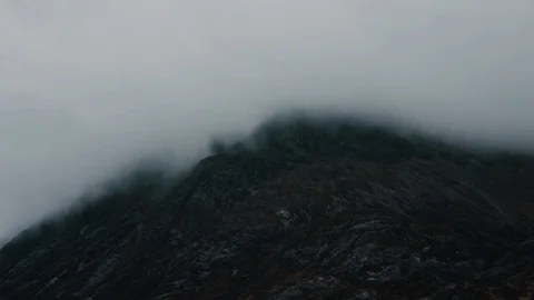 Cloudy Mountain Timelapse Video stock 86074305