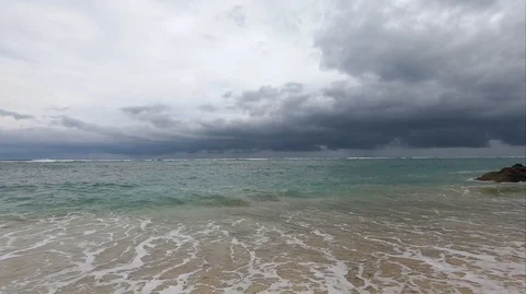Cloudy ocean beach Stock Footage 107267098