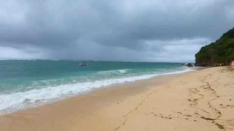 Cloudy ocean beach Stock Footage 107267148