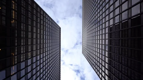 Cloudy sky and buildings 库存影片 118016298