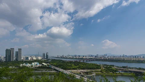 Cloudy sky at Han river from Eungbong mountain 動画素材 134424915