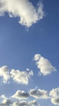 Cloudy sky. White cloud with blue sky background Stock-Fotos