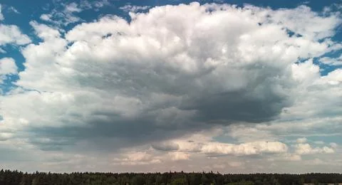 Cloudy in summer during the day, aggressive but without rain. Stock Photos