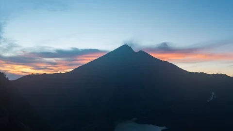 Cloudy Sunrise at Mount Rinjani Volcano on Lombok Indonesia 4K time-lapse Video stock 99786030