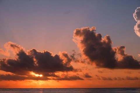 Cloudy Sunrise Stockfoto's