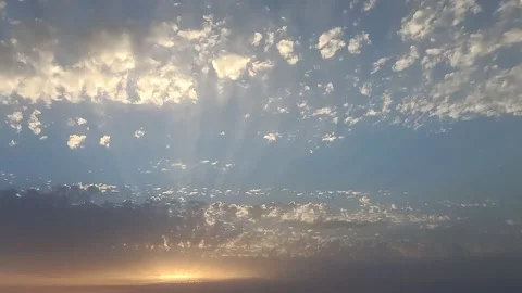 Cloudy sunset in the beach with a ship Video stock 202200910