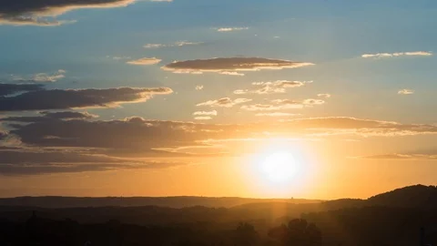 Cloudy sunset - timelapse 库存影片 128176552