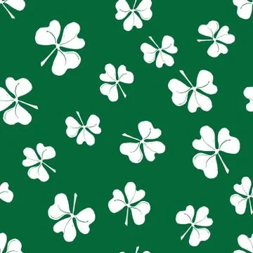 Clover leaf seamless pattern, hand drawn doodle vector illustration. St Patri Illustrazione stock