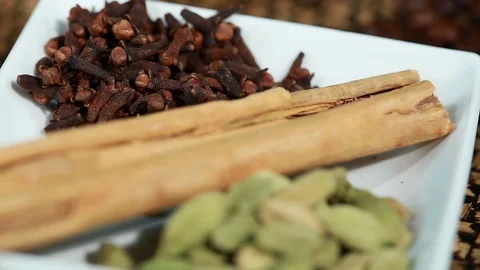 Cloves Cardamons Cinnamon Stock-Footage 123082405