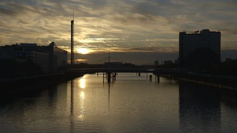 CLYDE SUNSET Stock Footage 125268862