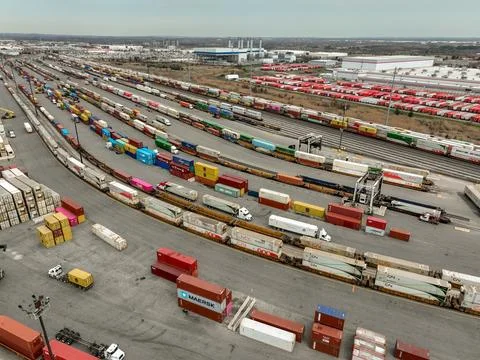 CN Rail Intermodal Rail Container Shipping Terminal Stock Photos
