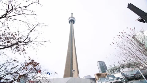 CN Tower Exterior - Low Angle - Winter Видео 121846809