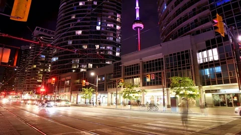 CN Tower Night Traffic Time Lapse 動画素材 78589572