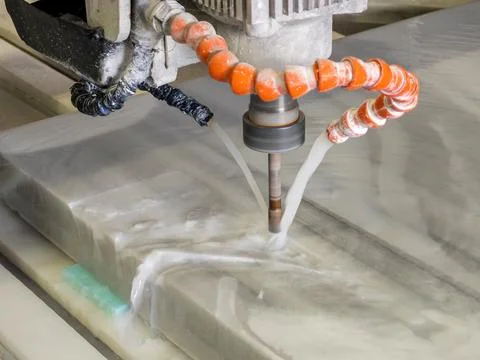 CNC Machine Drilling and Cutting Stone with Cooling Water. Precision Indust.. Foto stock