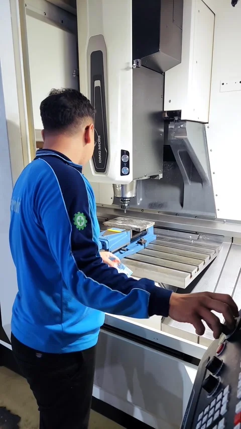 Cnc machine operator Stock Footage 287499366