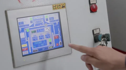 CNC Machine Operator Turning Key And Programming Computer System During 库存影片 286199830