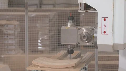CNC Router Cutting Complex Wooden Shapes. Precision CNC Wood Cutting Process. Vídeo Stock 346404153