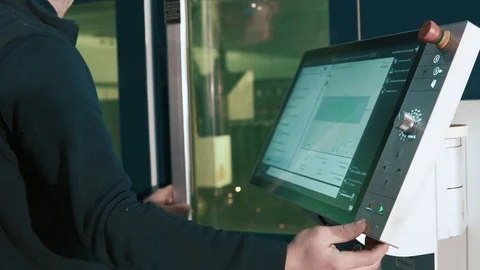 Cnc screenshot. cnc machine management screen Video stock 128854291