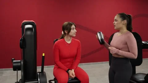 Coach explains protein benefits Stock Footage 337114701