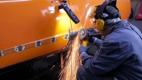 Coachbuilder restore a vintage car. Video stock 79755744