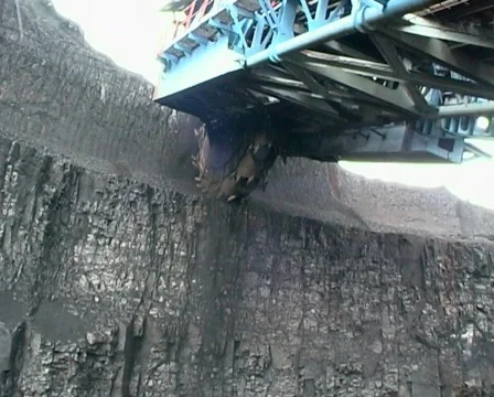 Coal 4 P Video stock 509566