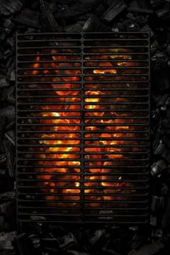 Coal backgraund withe black grate black background fire 스톡 사진
