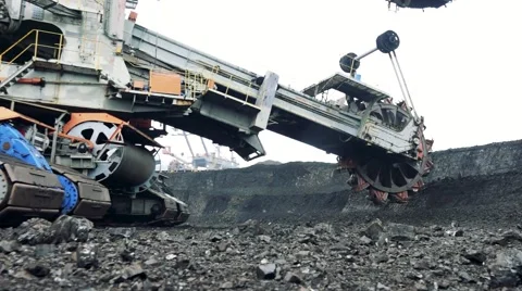 Coal with big machine for collect Stock-Footage 65015578