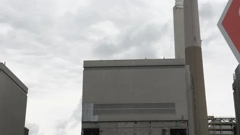 Coal fired electrical power plant generating station being demolished 库存影片 153832560