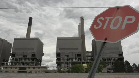 Coal fired electrical power plant generating station being demolished 库存影片 153832870