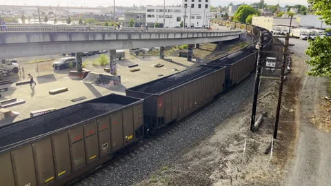 Coal Freight Train Passes Through Bellingham Washington Rail Corridor 스톡 동영상 344973430