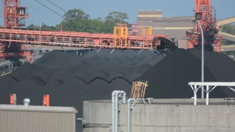 Coal Loader 스톡 동영상 141583122