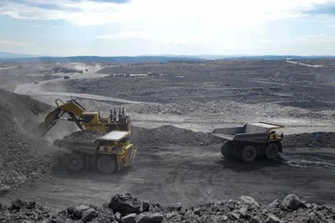 Coal loading into a dump truck 스톡 사진