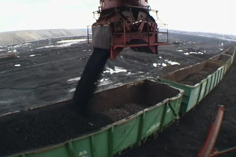 Coal loading. Video stock 399292