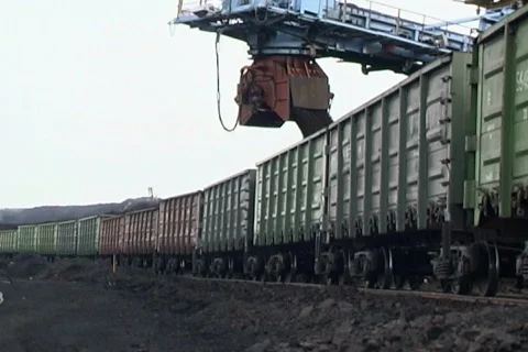Coal loading. Stock Footage 400565