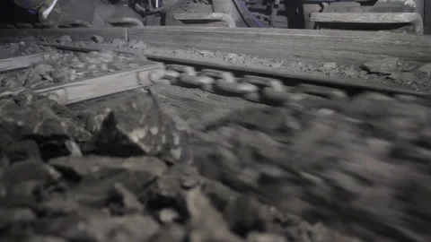 Coal mining conveyor 2 Video stock 79133318