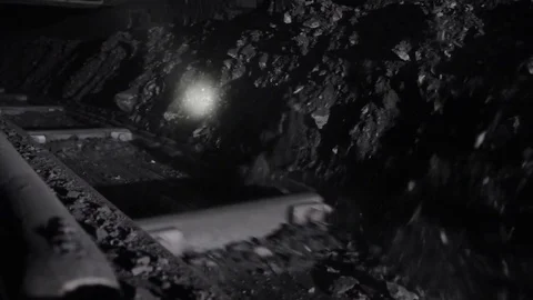 Coal mining conveyor 3 Video stock 79133410