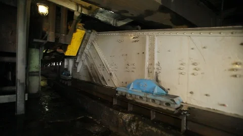 The coal on the vibrating table Stock Footage 95544811