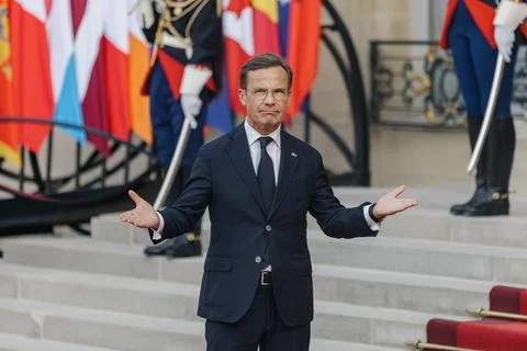 Coalition of the Willing dinner at the Elysee Palace in Paris, France - 13 Jul 2 Stock Photos