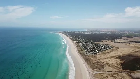 Coast high altitude Vídeos de archivo 84283353