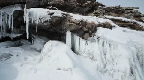 Coast into ice icicles Stock Footage 25971063