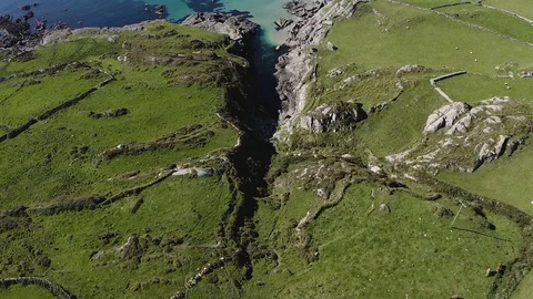 Coast - Ring of Beara 스톡 동영상 122855258