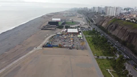 Coastal amusement park Vídeo Stock 337790372