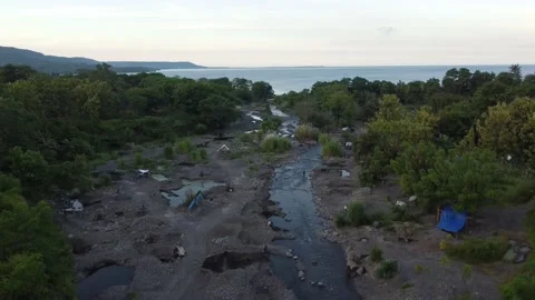 Coastal video footage using drones Video stock 237292105