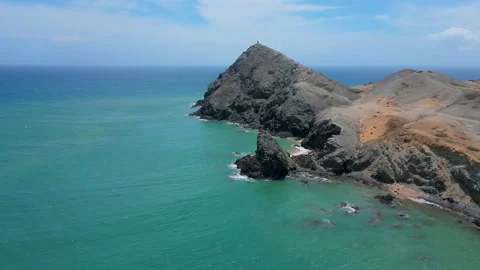 Coastal View of Cabo de la Vela Peak Vídeo Stock 330380459