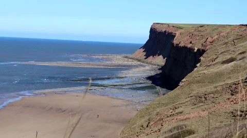 Coastline cliffs Overlooking The Sea 스톡 동영상 153213982