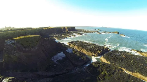 Coastline Cliffs Reveal 库存影片 129008876