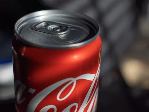 Coca-Cola Can with Distinctive Red Design 스톡 사진