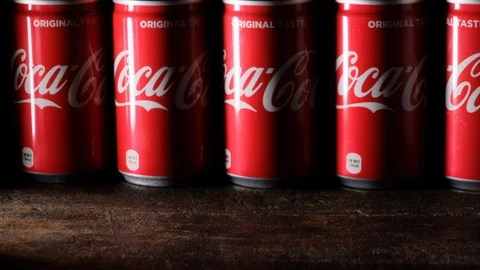 Coca cola can drinks Video stock 92845003