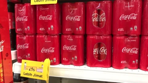 Coca cola in the supermarket Stock Footage 133636481