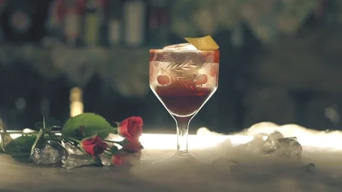 Cocktail with dry ice at a bar Stock Footage 125447664